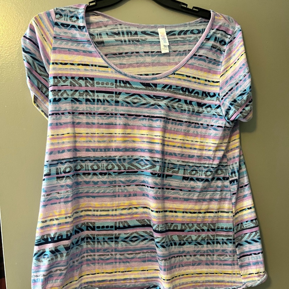 LuLaRoe Pastel Striped Short Sleeve Top